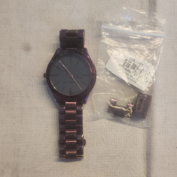Michael Kors Purple Metal Watch with Extra Links - Picture 1 of 4